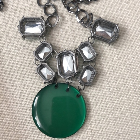 Green Statement Necklace - Picture 6 of 6